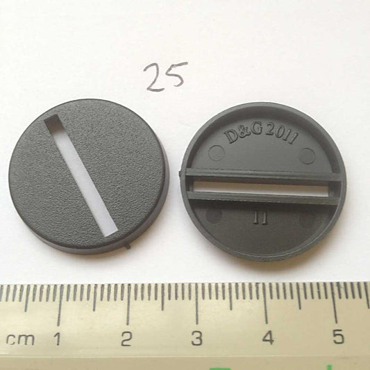 Plastic Bases - x100 25mm Round