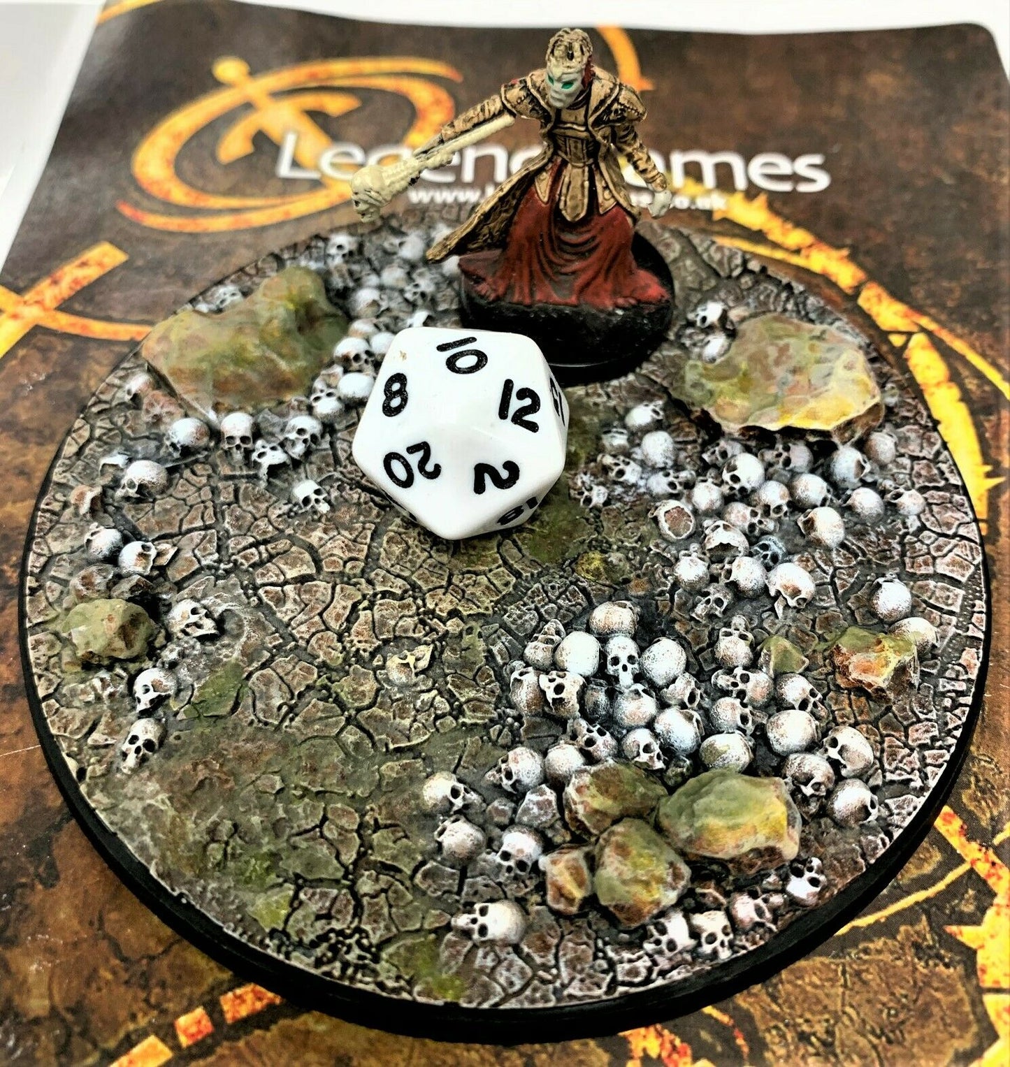 Bases - Skull Cracked Earth - 100mm